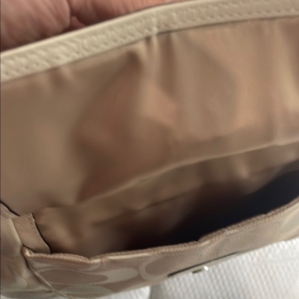 Coach Cream Tote Bag with Leather Trim - Picture 9 of 16